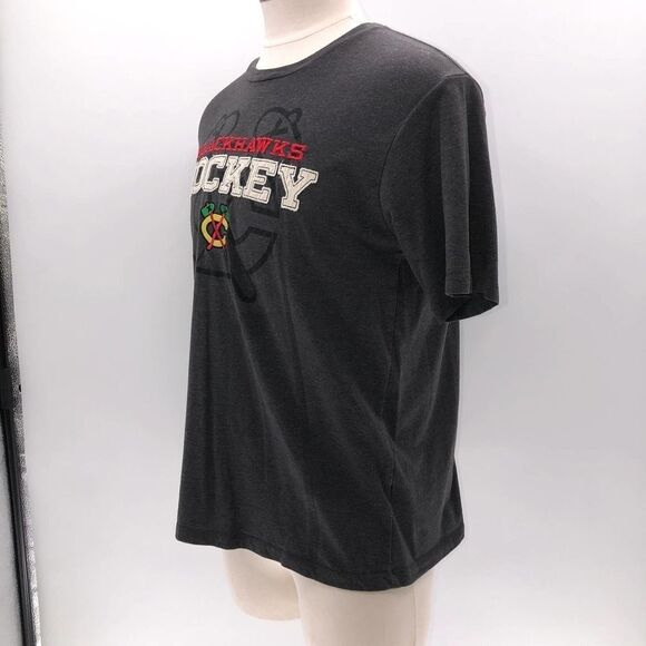NHL Chicago Blackhawks Gray Graphic Short Sleeve Shirt- L - Picture 4 of 11